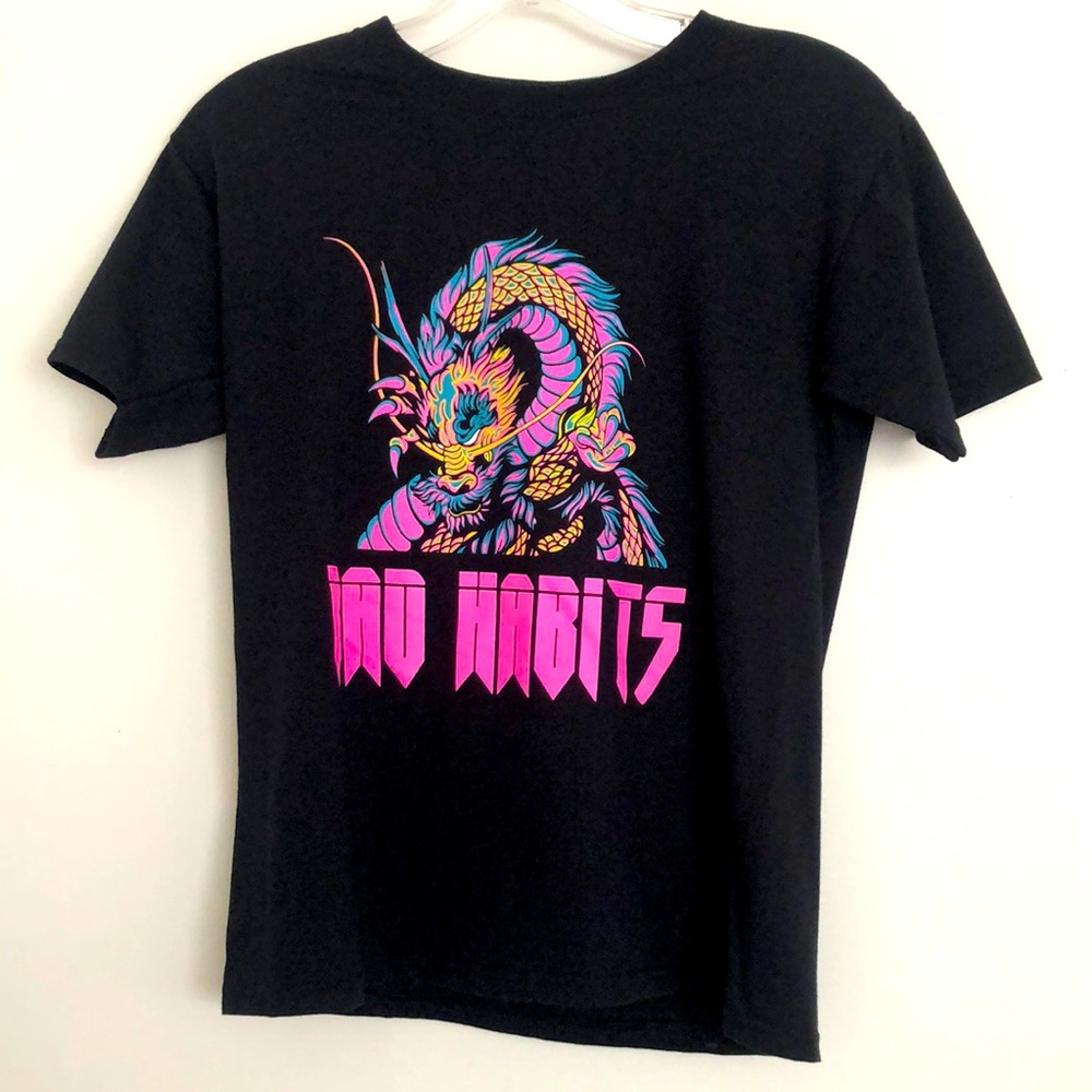 Chinese Dragon 🐉 Bad Habits black M tee shirt